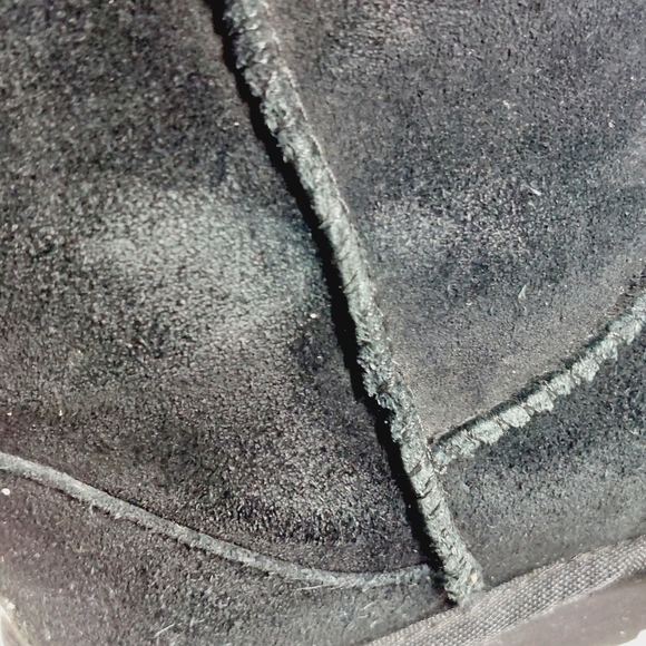 Koolaburra by UGG Black Leather Suede Sheepskin Round Toe Winter Boot A835 - Picture 11 of 13